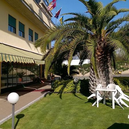 Hotel Laurence Rom Eksteriør billede